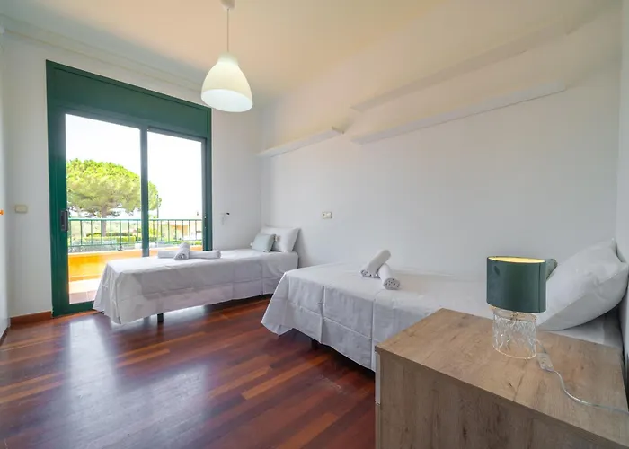 Margot Piscina Privada Barbacoa Aire Acondicionado Villa Lloret de Mar